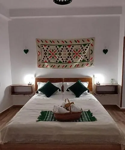 Romanian House Daire